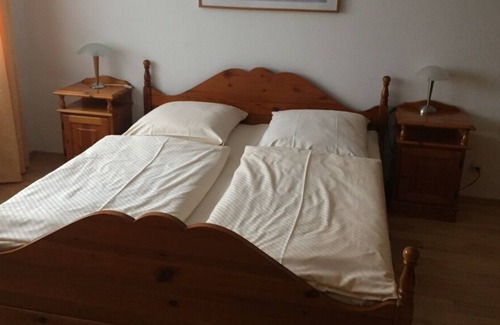Bad Rodach Apartment | Spacious holiday apartment (60sqm) with balcony