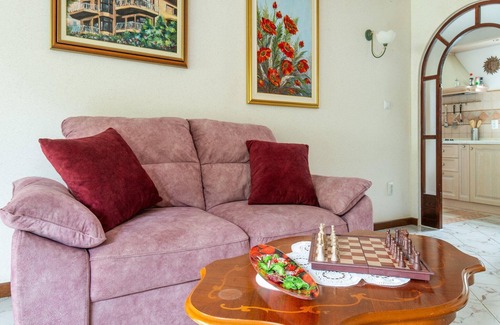 Brtonigla House | Spacious Holiday Home in Verteneglio