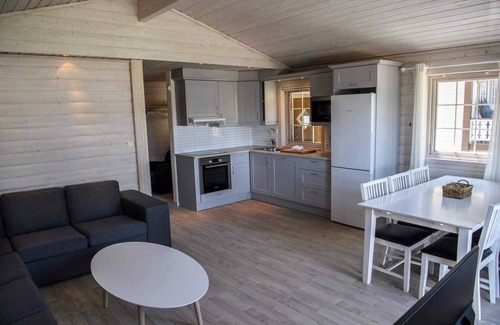 Kinsarvik House | Spacious holiday home at Kinsarvik