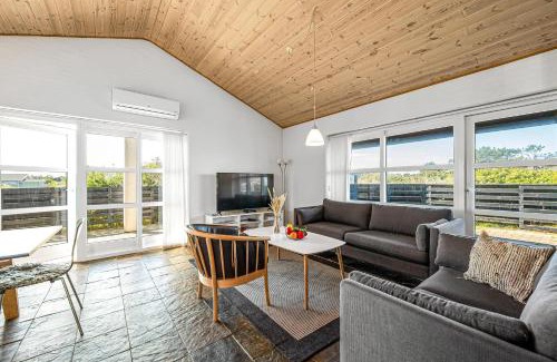 Nørre Lyngvig House | Spacious Holiday Home, Located Close To The North Sea, Halfway Between Hvide Sande And Søndervig, With A Spa And Sauna