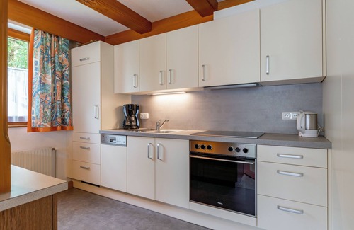 Kappl House | Spacious holiday home near the ski lift in Kappl
