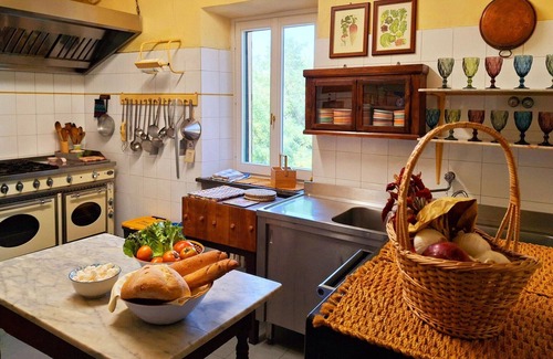 Il Poggio House | Spacious Holiday Home in Radicofani