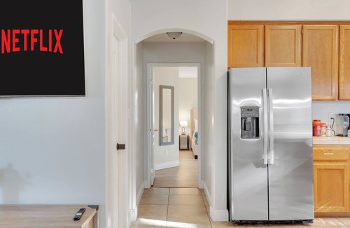 Greenacres House | Spacious Home-BBQ,Ev,Comfy BEDS,Near Shops.