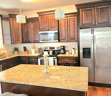 Norfolk - Virginia Beach House | Spacious home in Chesapeake