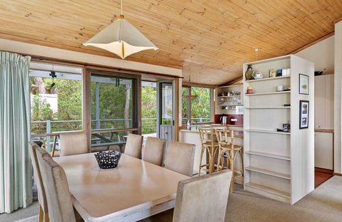 Surf Coast House | Spacious Home in Point Roadknight