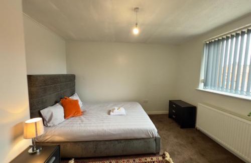 Fenham Apartment | Spacious Home Near City Centre