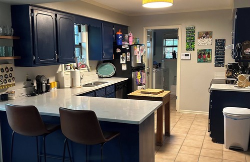 Oxford House | Spacious home near the square!