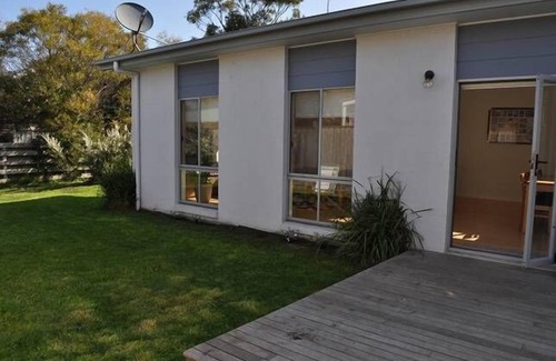 Inverloch House | Spacious home, surf beach location, pet friendly