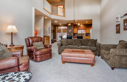 Redmond House | Spacious home w/private deck & gas grill - shared pool and more resort amenities