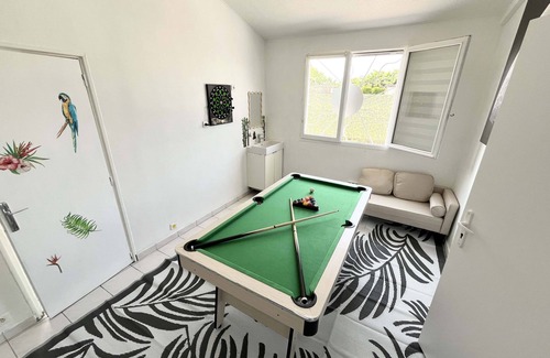 Mauguio House | Spacious house for 6 with pool table