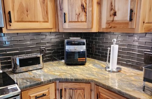 Hot Springs House | Spacious house located in Hot Springs, a dream getaway for any soaker!