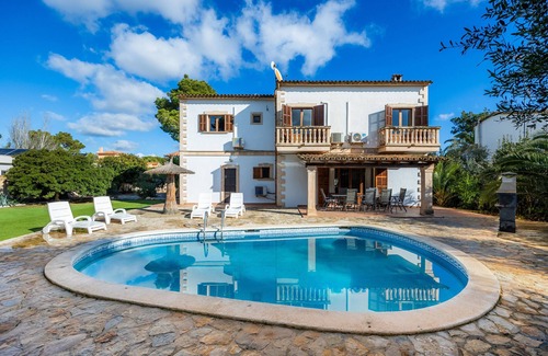Porto Cristo Villa | Spacious House with Pool - Casa Catalina
