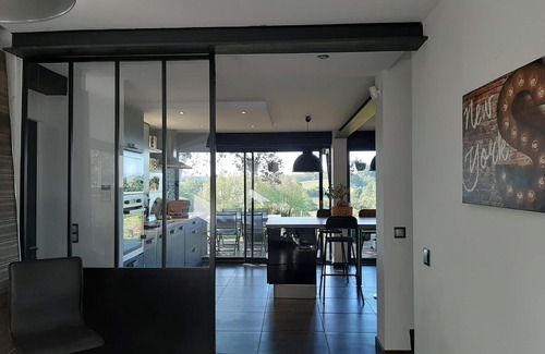 Urt House | Spacious House with Garden, Pool, and Panoramic View near Bayonne Beaches