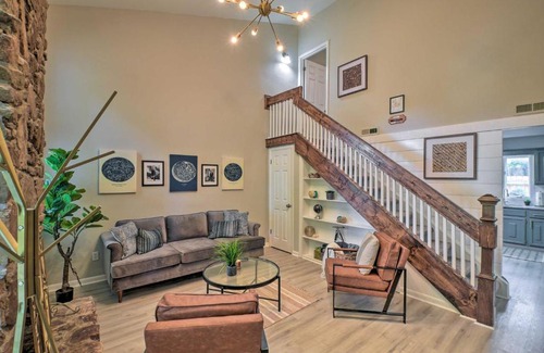 Huntsville Apartment | Spacious Huntsville Condo Proximity to Dtwn!