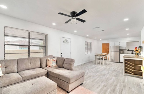 McAllen House | Spacious in Downtown McAllen