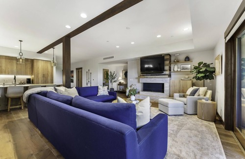 Stateline Condo | Spacious Lake Tahoe Getaway with 4BR/4BA + Clubhouse Access, Sleeps 8–10