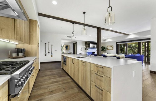 Stateline Condo | Spacious Lake Tahoe Getaway with 4BR/4BA + Clubhouse Access, Sleeps 8–10