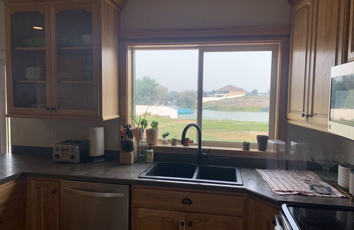 Grant County House | Spacious Lakefront Retreat with Private Dock- Little Kid Friendly