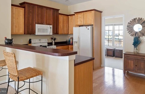 Villages of Five Points Condo | Spacious Lewes Beach Town Condo