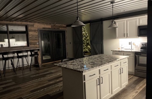 Wolf Creek Cabin | *Spacious Lodge* Ready to accommodate large parties!