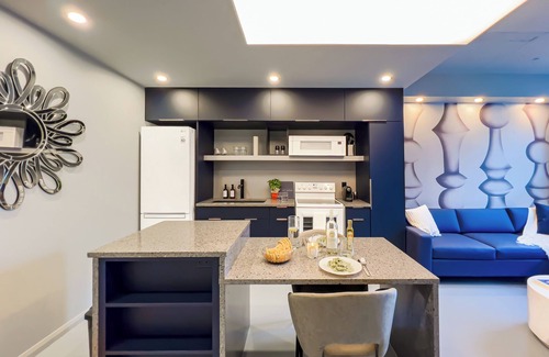 Shaughnessy Village Apartment | Spacious Loft with All Amenities
