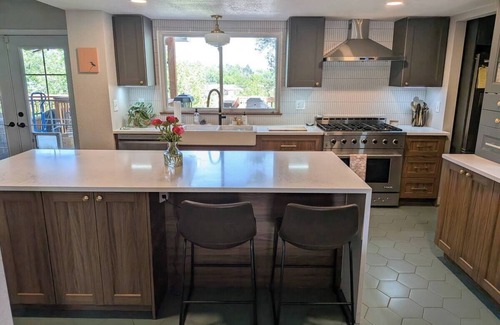 Foothills House | Spacious Luxury 5-bedroom house in Lakewood, CO with hot tub, fireplace & more!