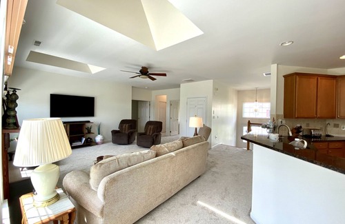 Bayside House | Spacious Luxury Home in Waterfront Resort with Indoor/Outdoor Pools