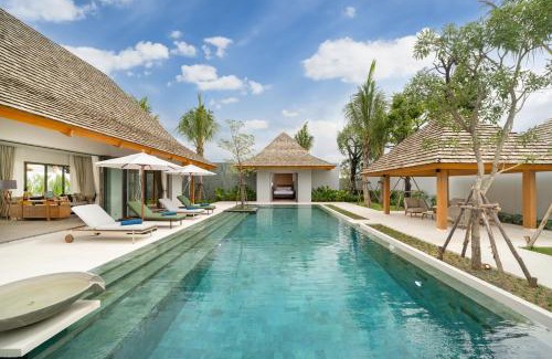 Thep Kasattri Villa | Spacious Mansion 4BR Villa Anchan V20 with 15m Private Pool in Gated Residence