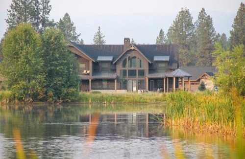McCall House | Spacious McCall Home with Private Lake Access!