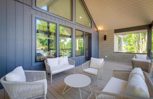 Boyne City House | Spacious Michigan Home about 6 Mi to Boyne Mountain!