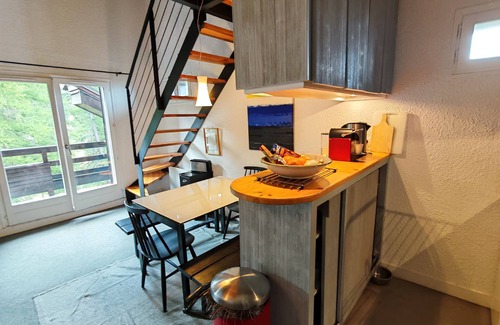 Risoul Apartment | Spacious, modern 4-room duplex apartment, comfortable, quiet, ski in, ski out