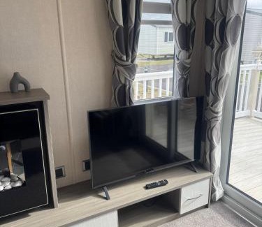 Lossiemouth Resort | Spacious Modern Seaside Caravan