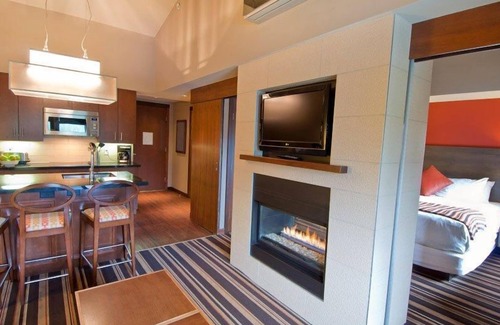 Whistler Creekside Apartment | Spacious + Modern Suite | Minutes from Whistler