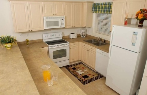 Central Myrtle Beach Villa | Spacious Myrtlewood Villa Condo