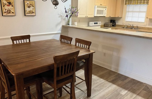 Central Myrtle Beach Villa | Spacious Myrtlewood Villa Condo