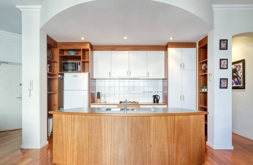West Perth Apartment | Spacious New York Style Loft with Balcony