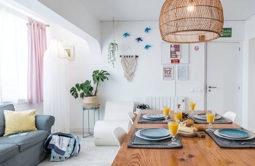 Vila do Bispo Apartment | Spacious Newly Decorated Cosy Modern Apartment With Park Views