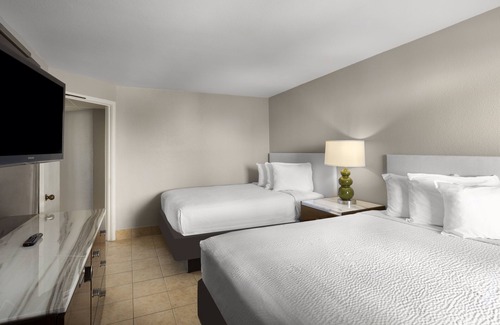 Myrtle Beach Resort | Spacious Ocean View Suite at Great Resort + Official On-Site Rental Privileges
