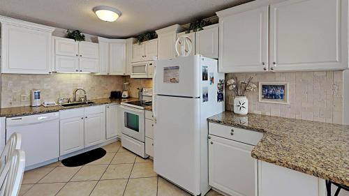 Myrtle Beach House | Spacious Oceanfront Condo with Direct Beach Access