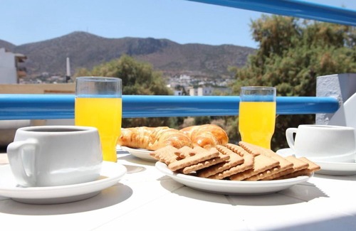 Limenas Chersonisou Apartment | Spacious One Bedroom Apt With Lovely Mountain View
