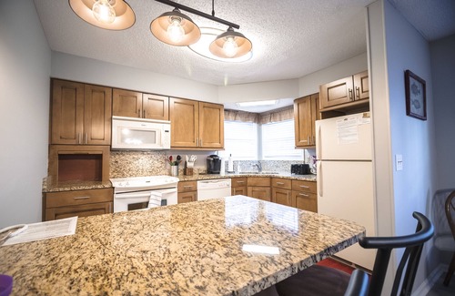 Ocean Grove House | Spacious Patio Home w/shared pool + FREE DAILY ACTIVITIES!!!