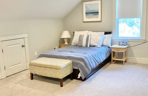 Marblehead House | Spacious private 3rd floor studio suite with private ensuite bathroom