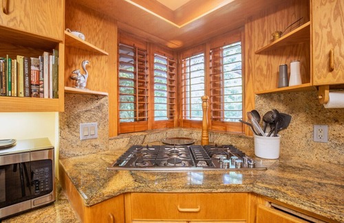 Chapel Hill Apartment | Spacious, private, in nature near town