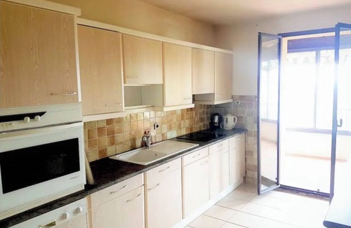 Villeneuve-Loubet Apartment | Spacious & quiet apt, Sea view A/C gated community with swimming pool
