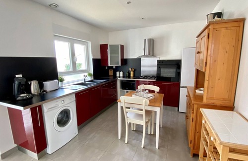 Bretignolles-sur-Mer House | Spacious Renovated House with Terrace, Garden, 300m to Sea, Quiet Area, WiFi