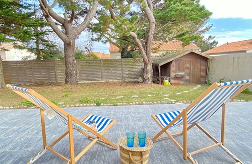 Bretignolles-sur-Mer House | Spacious Renovated House with Terrace, Garden, 300m to Sea, Quiet Area, WiFi