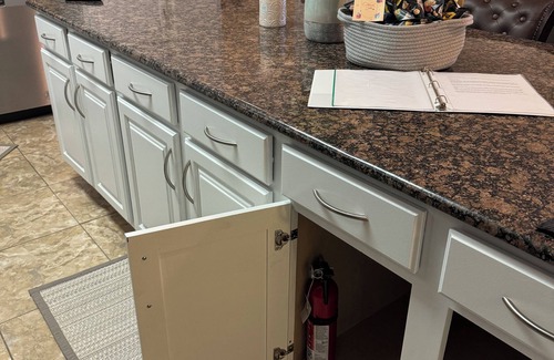 Columbia Condo | Spacious recently updated 2/2 condo w/AC, WiFi Columbia, SC steps from stadium!