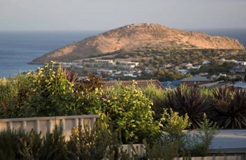 Encounter Bay House | Spacious Relaxing Family Home in Encounter Bay