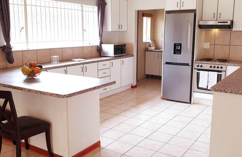 Gordon's Bay Villa | Spacious Riverside Villa with Indoor Braai
