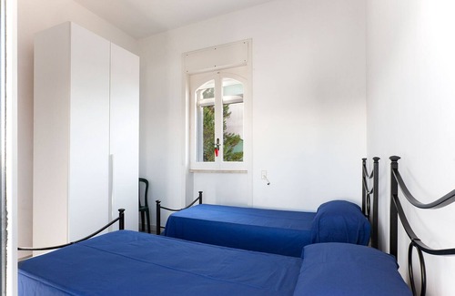 Torre dell'Orso Ski Chalet | Spacious sea view house in Torre Dell'Orso 4 bedrooms and 2 bathrooms, m115